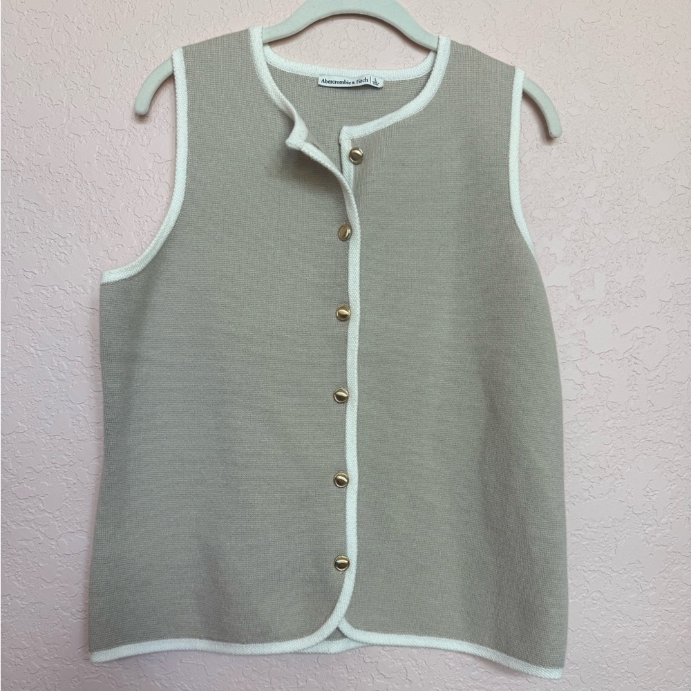 Abercrombie & Fitch Mara Crew Sweater Vest